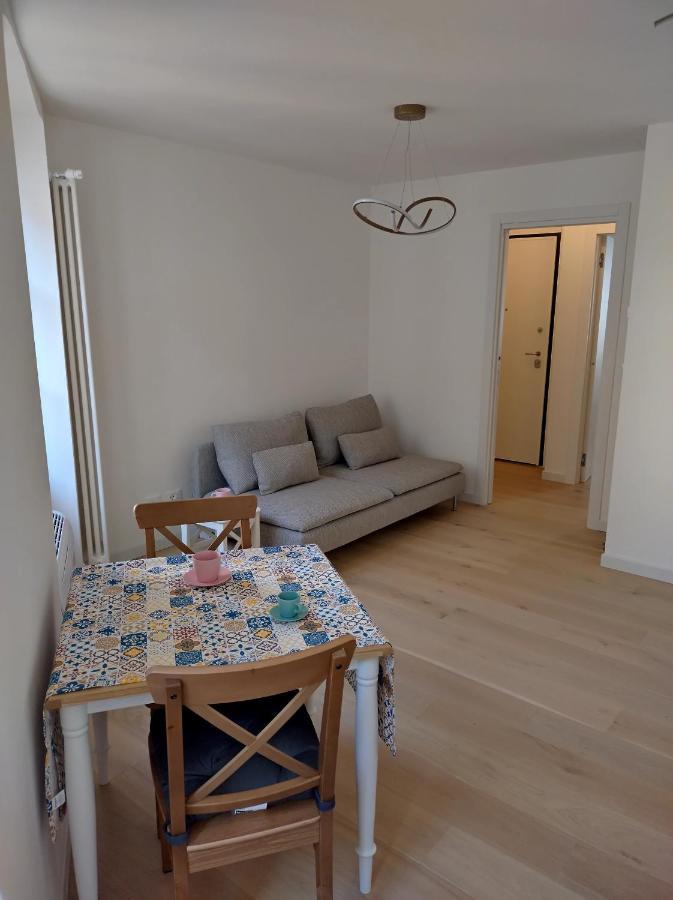 La Bella Olivia Apartment ตรีเอสเต ภายนอก รูปภาพ